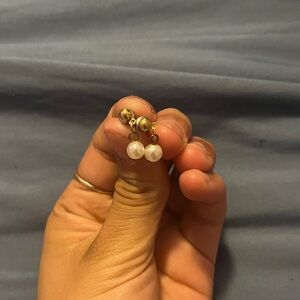 Elegant Gold and Pearl Drop Earrings